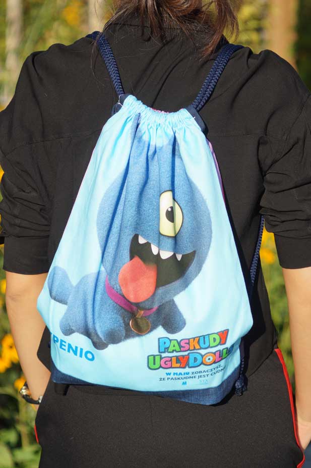 Jak plecaki reklamowe przenoszą marki na wyższy poziom? Poznaj siłę "ruchomych billboardów" 2 DSC06478 1